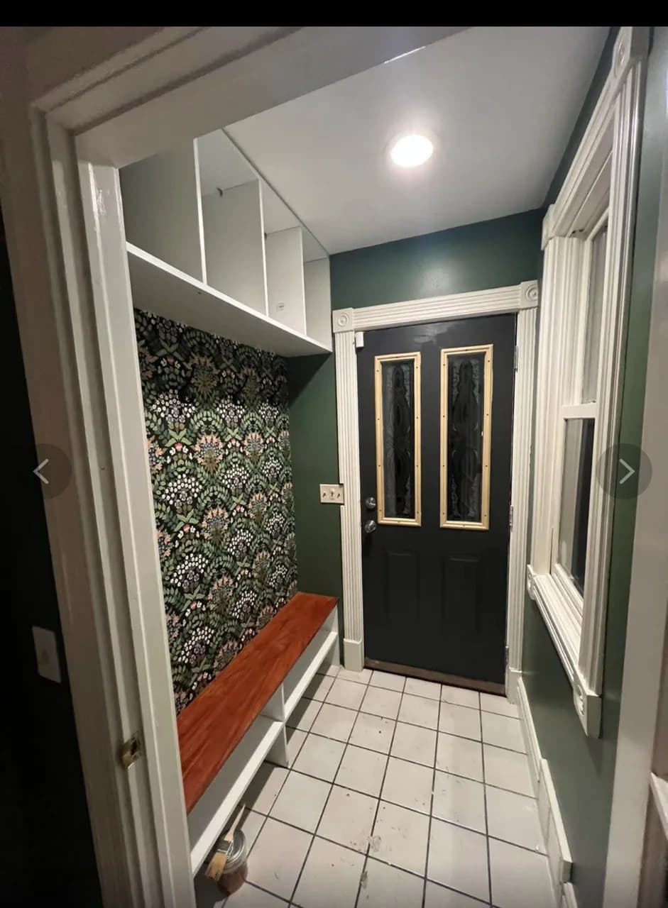 Mud Room with Custom Bench & Furniture - Omnia Construction Minneapolis remodeling project