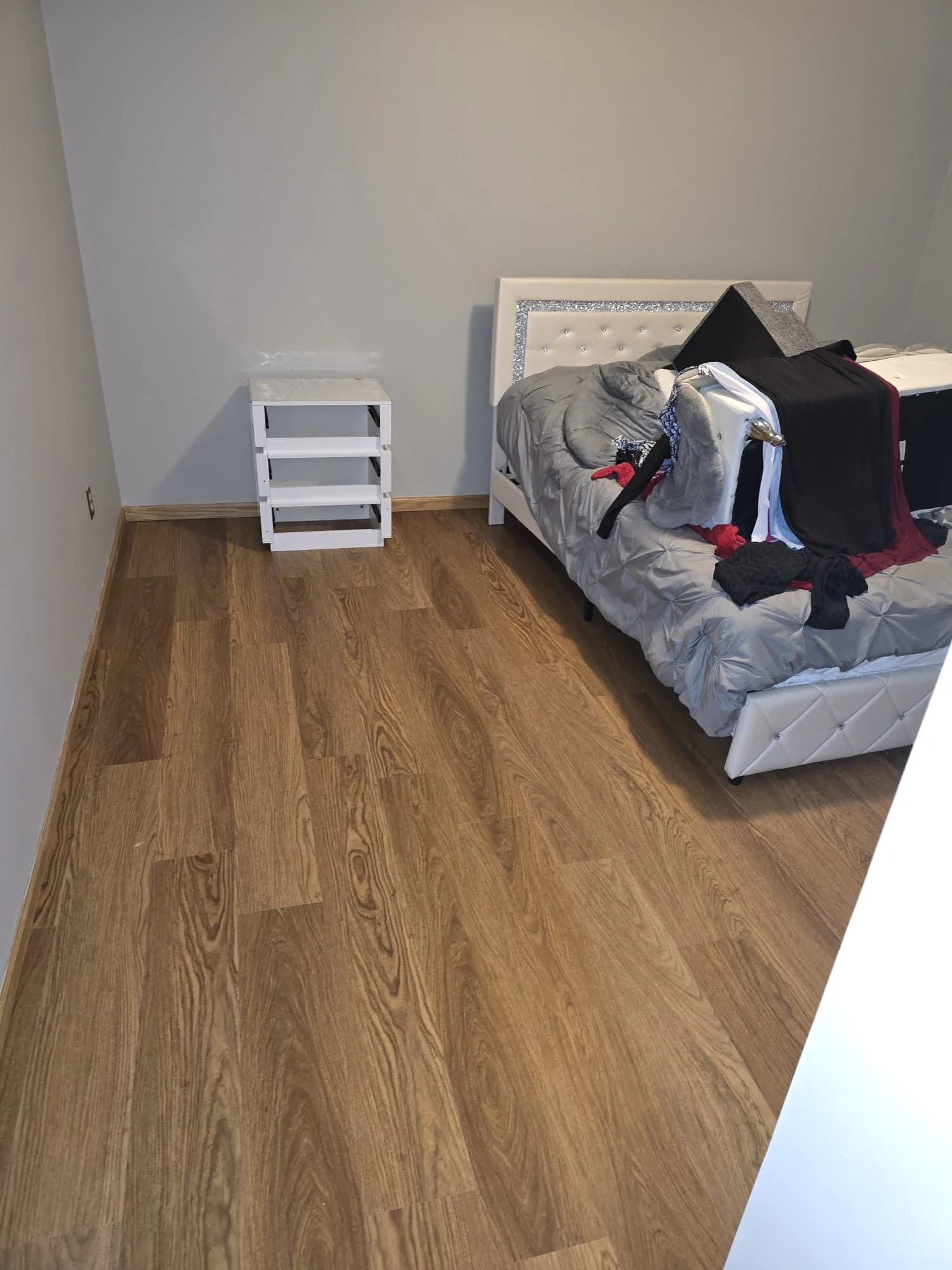 Vinyl Laminate Flooring